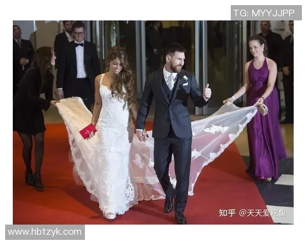 足球明星的女友和孩子们的幸福生活揭秘